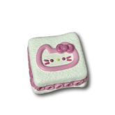 Squishy de gatito con tarta cuadrada