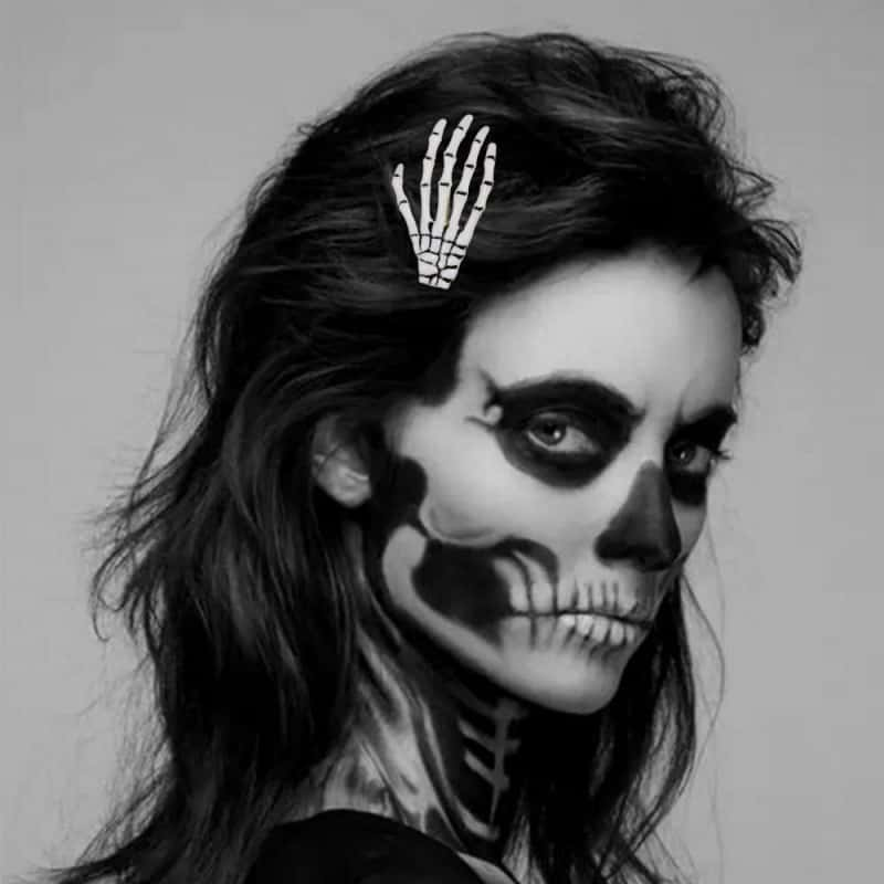 (Halloween) Skeleton Hands Bone Hair Clips（Four in one）