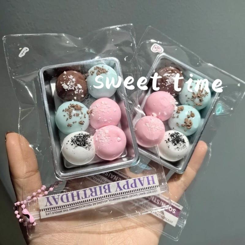 Six Mini Chocolate Ball Squishy1